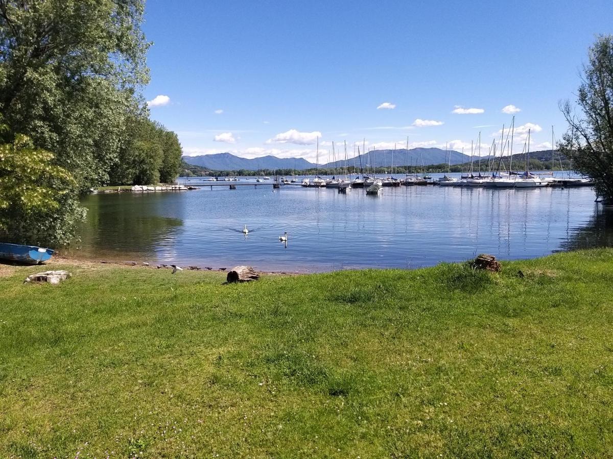 Ritratto Sul Lago Dormelletto Exteriér fotografie