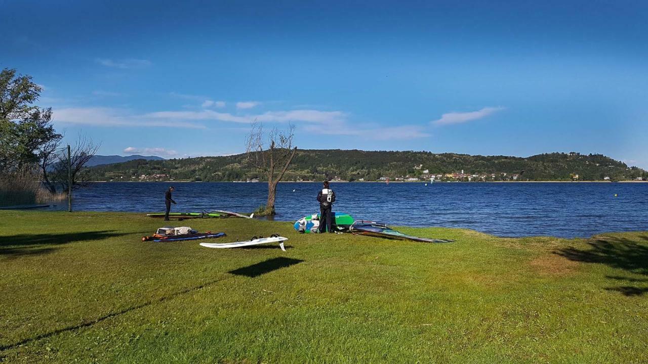 Ritratto Sul Lago Dormelletto Exteriér fotografie